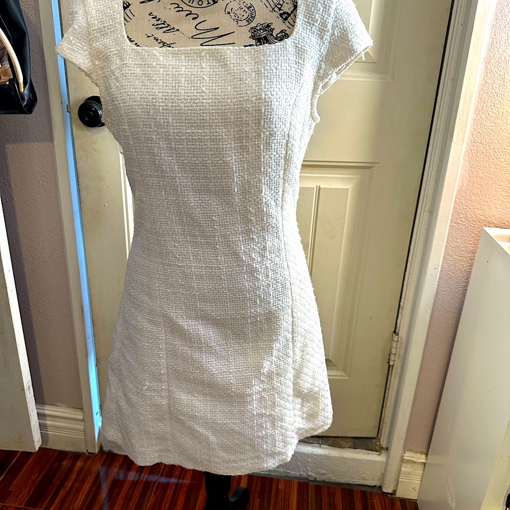 Prettiest tweed dress 🤍 Boucle, Textured Fabric, Old Money Aesthetic, Mini Skir